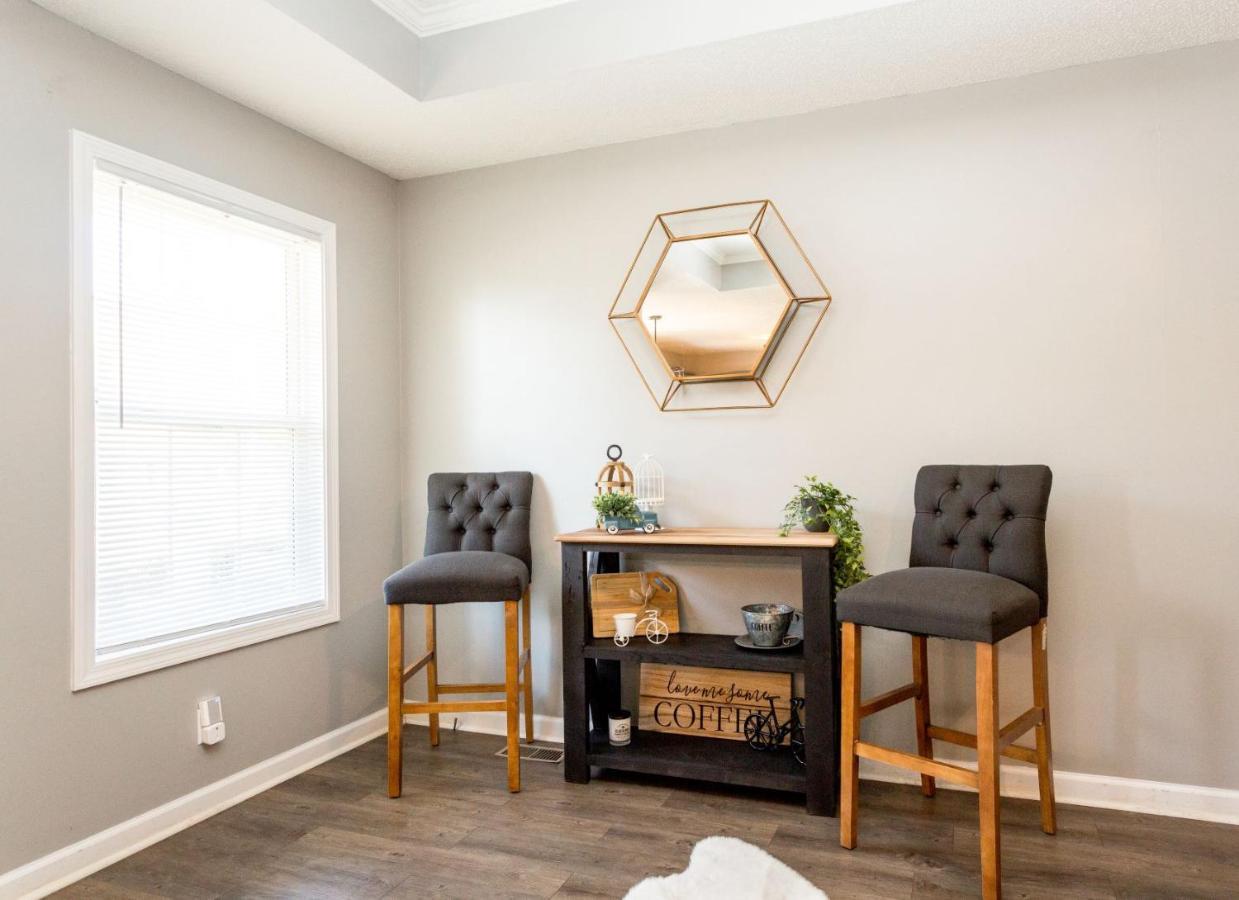 Once-In-A-Lifetime Coffee-Themed Stay For Up To 8 Clarksville Dış mekan fotoğraf