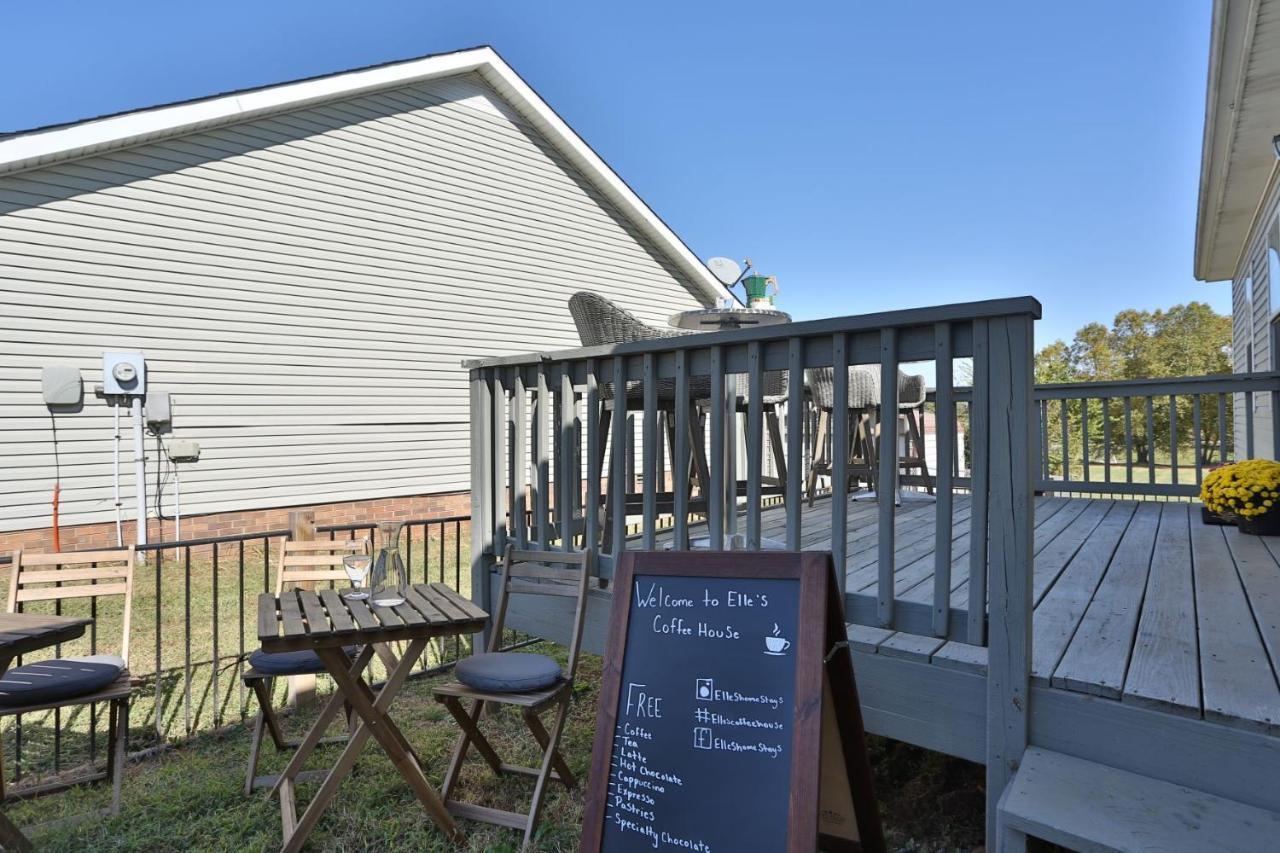 Once-In-A-Lifetime Coffee-Themed Stay For Up To 8 Clarksville Dış mekan fotoğraf